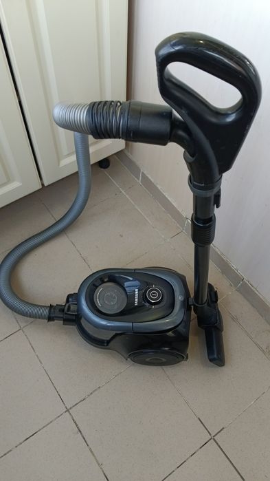 Пылесос Samsung 1800w