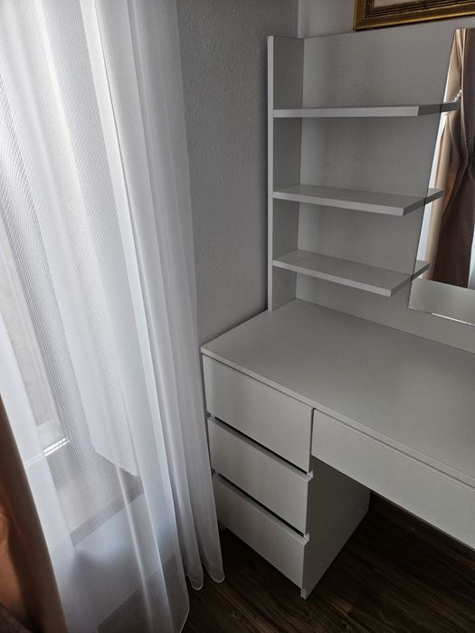 Masa de toaleta alba