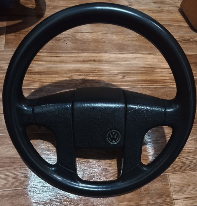 Продам рули vw Passat golf 2,3 vento