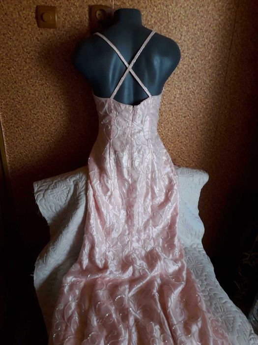 Официална дамска рокля