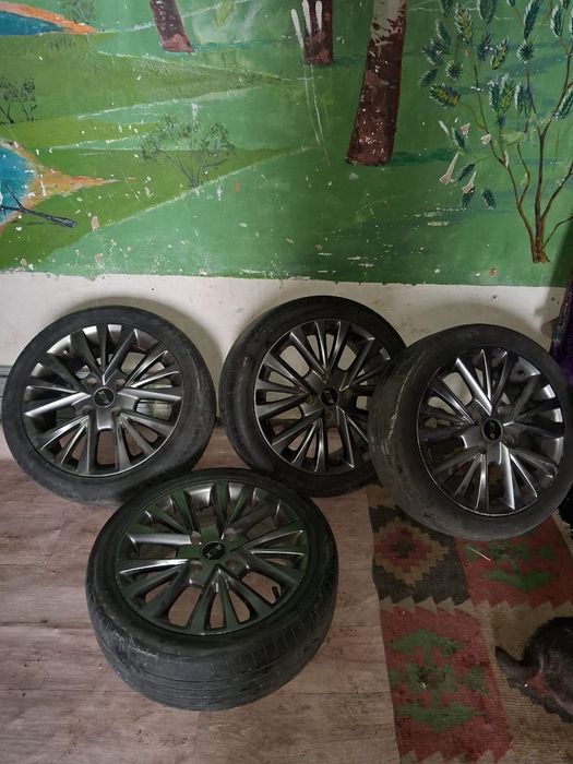 Прадаётся диски 205/45/16