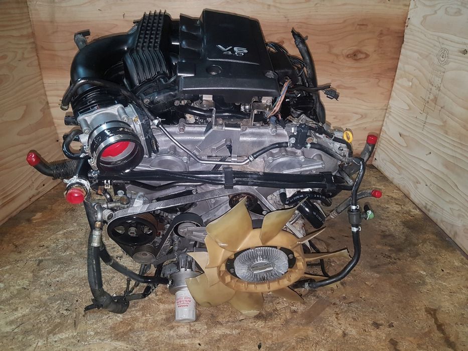Двигатель ниссан VQ40de на з/ч.