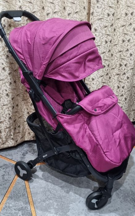 Продам детскую коляску Мstar