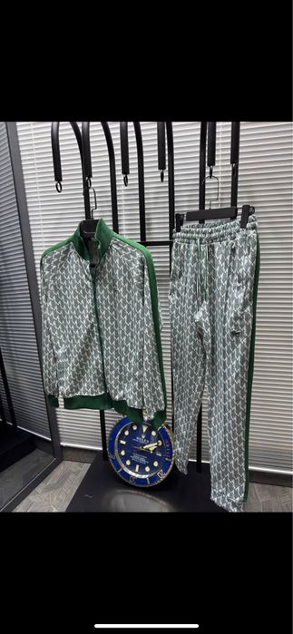 Разпродажба Мъжки екипи анцуг различни видове