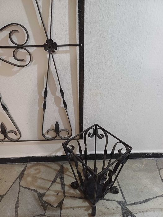 Портманто, ковано желязо