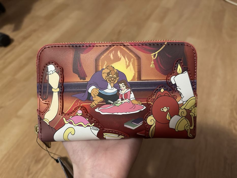 Portofel Loungefly Disney Frumoasa și Bestia