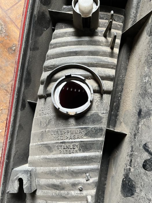 Задний фонарь Honda CR-V