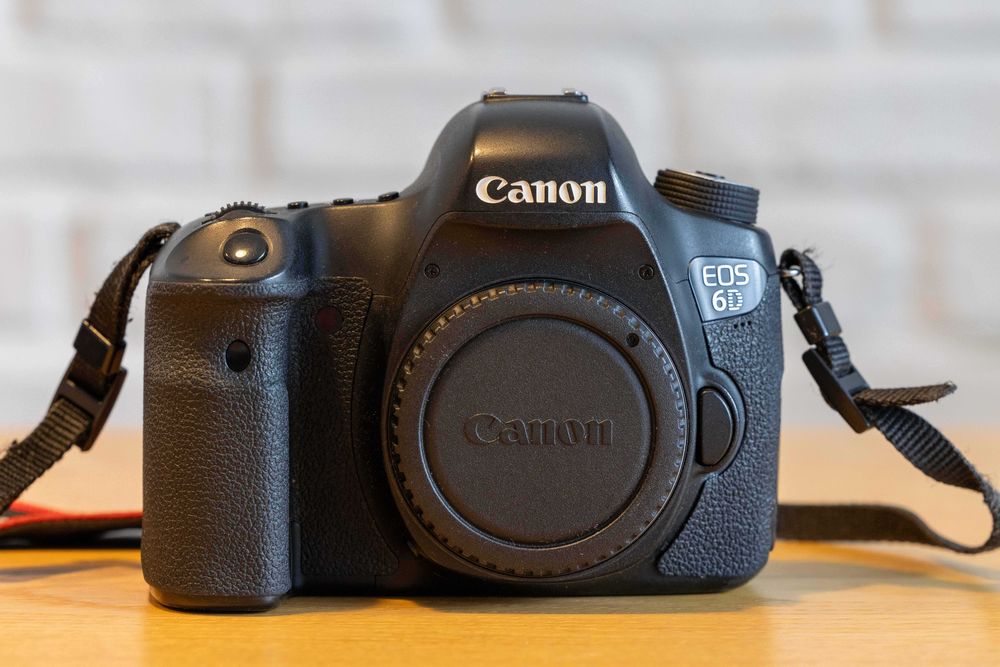 Aparat foto full frame Canon 6d mark I