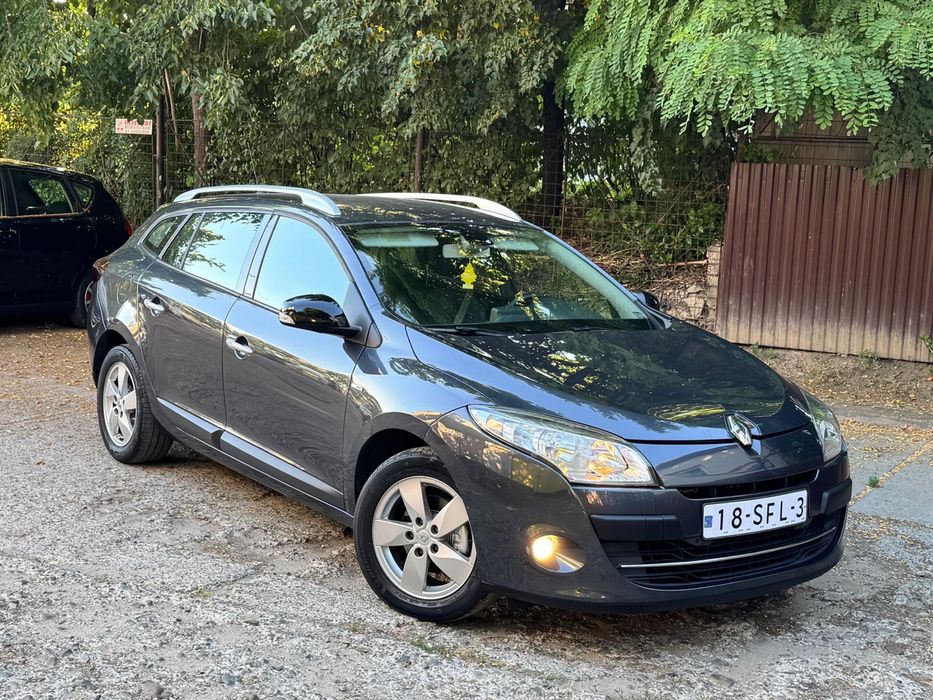 Renault Megane “Bose” / 2011 / Diesel / 219.000 Km