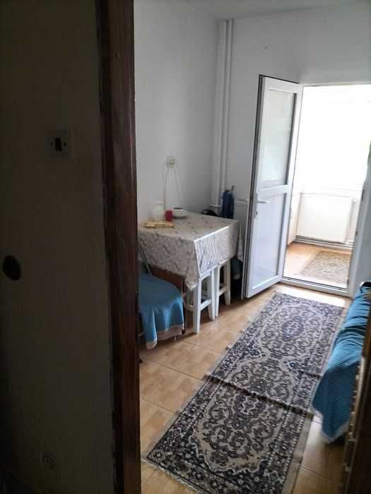 Apartament de închiriat