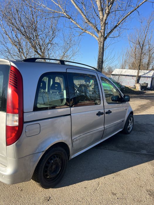 Mercedes Vaneo