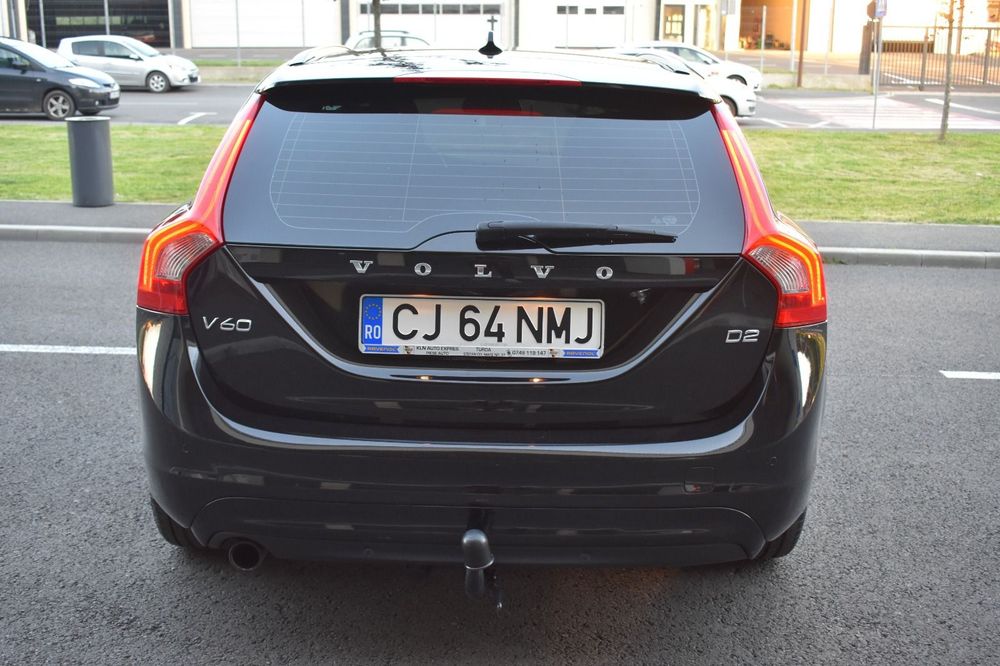VOLVO V60 2016 — imagine 2