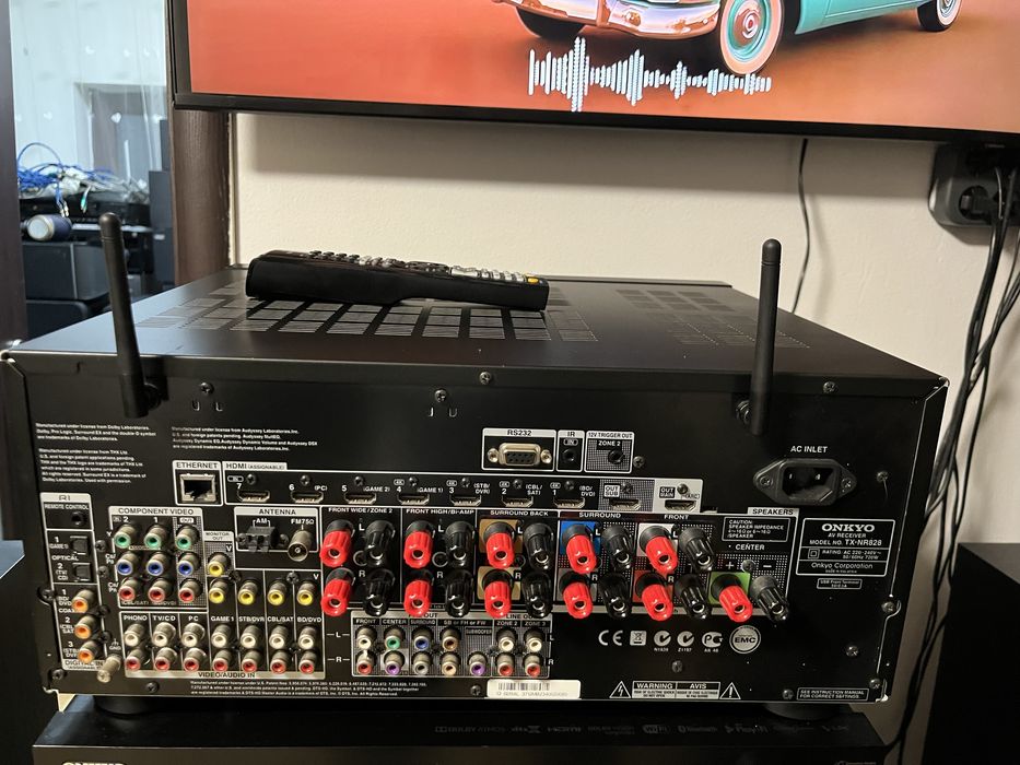 Onkyo TX-NR828 7.2/4k/Airplay/Bluetooth/wifi/Spotify/Atmos/Arc ,etc