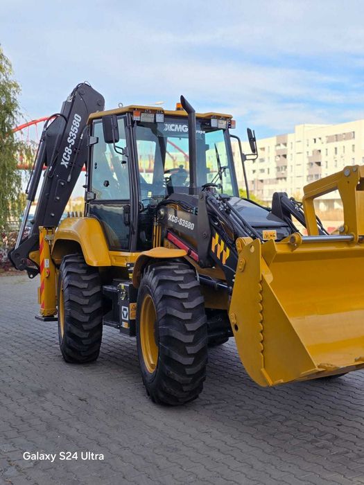 Buldoexcavator cu roti egale XCMG , XC8-S3580 , 10 tone , ( Nou-Stoc)