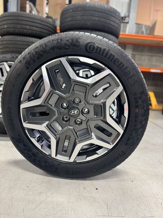 Jante Hyundai Santa Fe R19 Originale Continental de vara 99% 45/2023