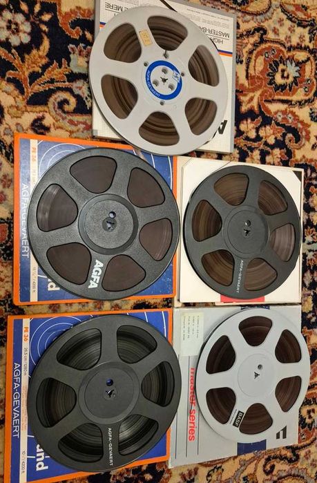 Vand Benzi, Role magnetofon din plastic 26,5 prindere trident.