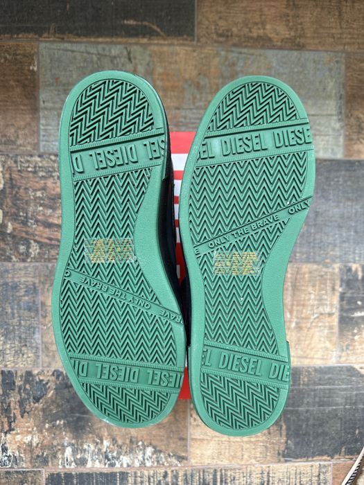 Diesel S-Ukiyo Mid X ( asphalt/verdant green ) sneakers inalt