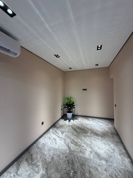 Ц-6, кафе Иссимо, нежилое помещение с площадью 55кв.м  срочно