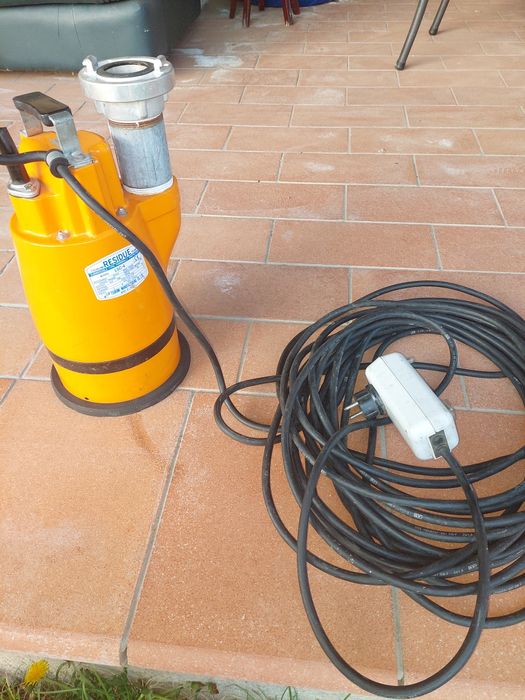 Pompa submersibilă  Tsurumi LSC4