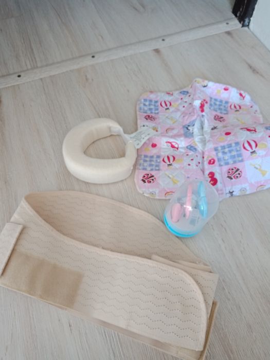 Принадлежности для мамы с ребенком  всё вместе  10К