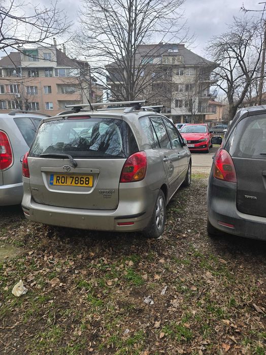Toyota corolla verso 1.8vvti. Автоматик