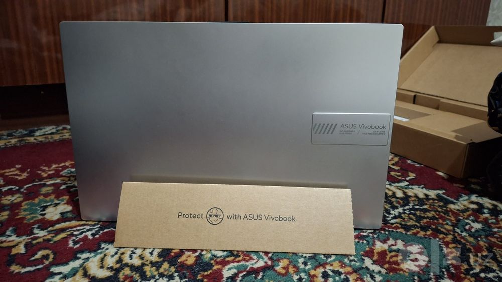 Asus Vivobook  Windows 10 pro