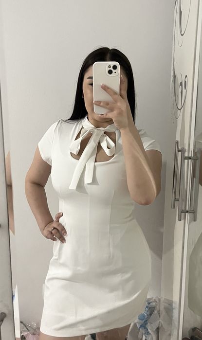 Белое платье  Б/У