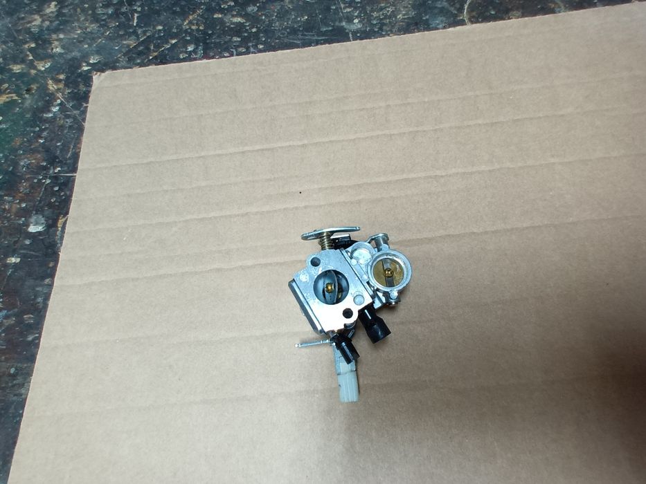 Части за щил бобина и карбуратор