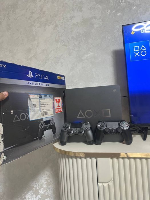 Playstation 4 slim 1 terabaytli LIMITED EDITION