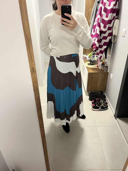 Дамска пола