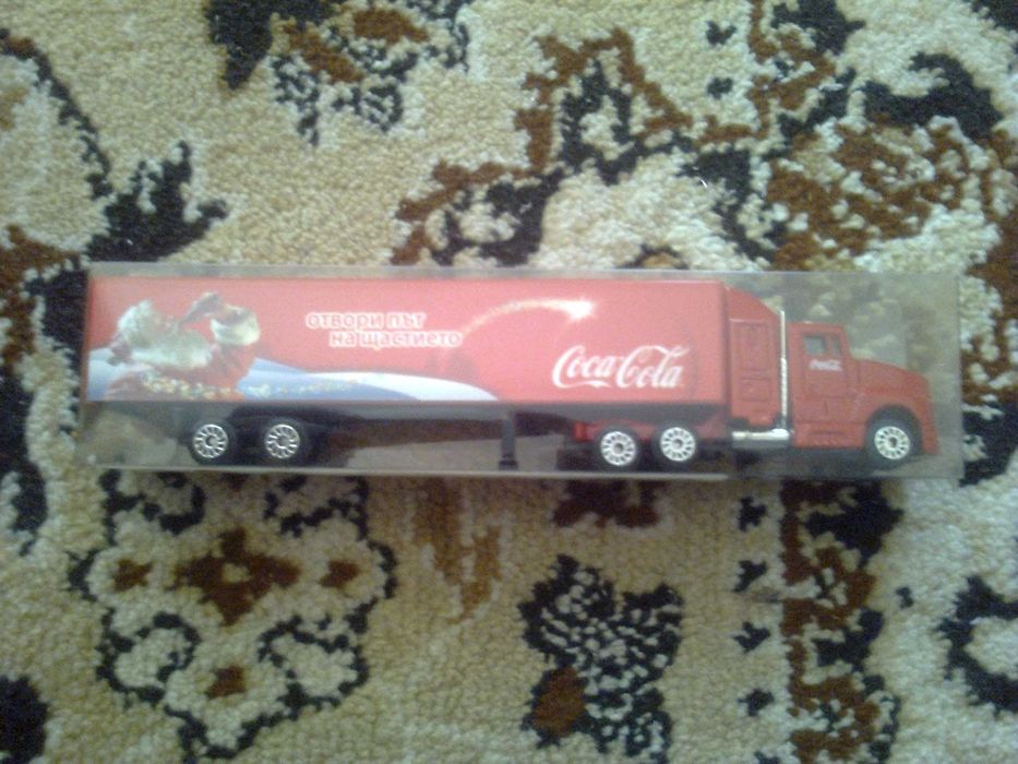 камионче играчка /метална кутия с закопчалка