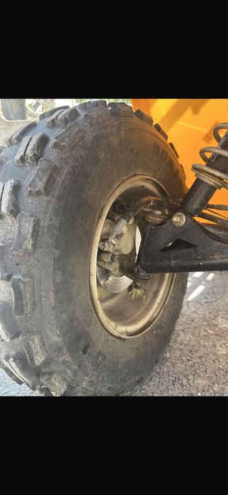 Vand sau schimb cu auto