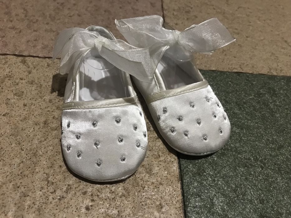 Бебешки обувки…