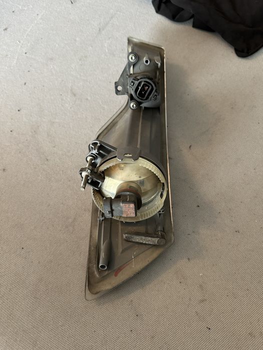 Proiector dreapta citroen c5.cod:271562-00.