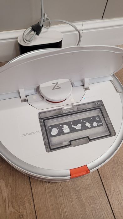 Продам в идеальном состоянии робот-пылесос Roborock S7