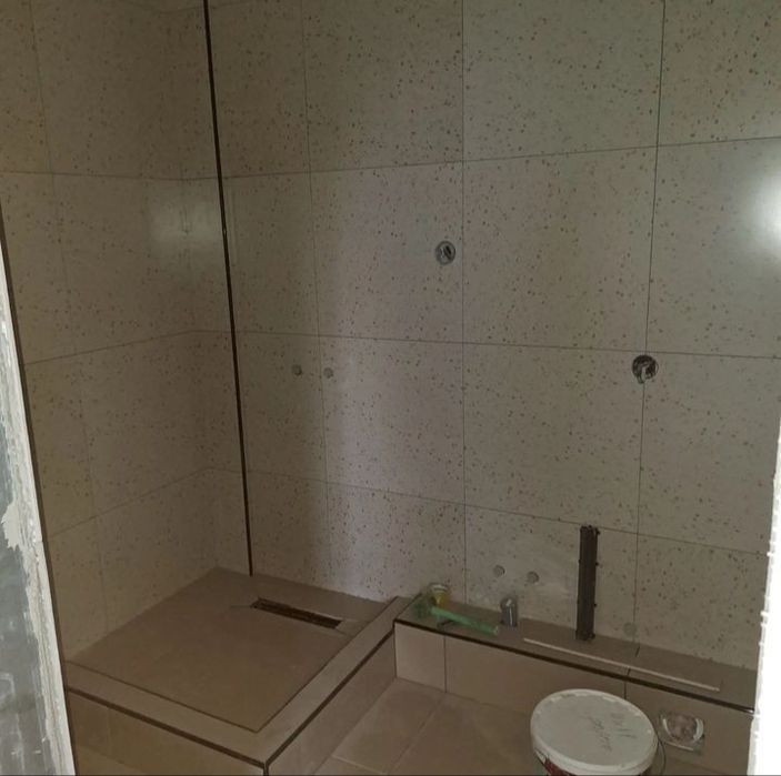 Кафельщик с большим опытом