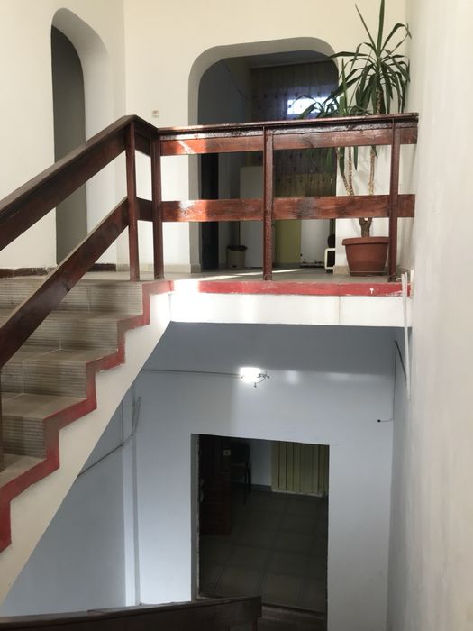 Inchiriere / Vanzare Imobil birouri / spatii comerciale