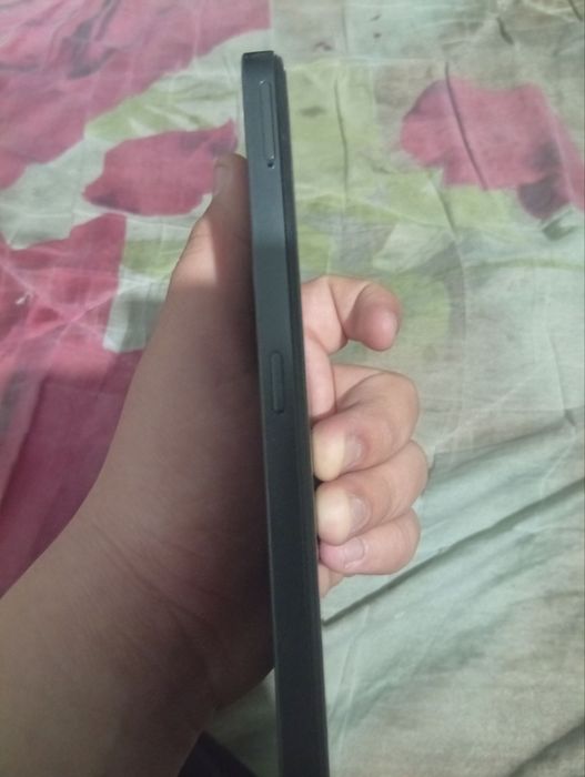 Ажип телефон сотилади