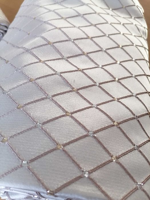 Продам шторы + подхваты