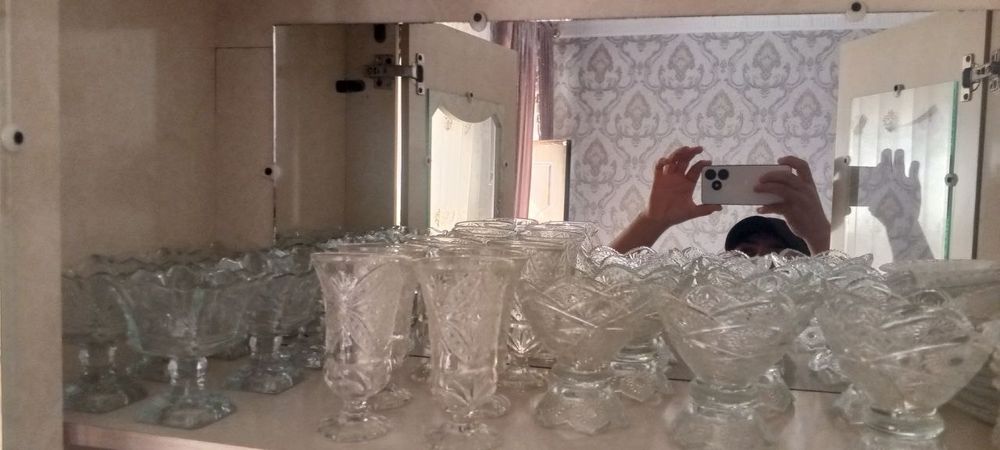 Bagema va xrustal idishlar yangidek