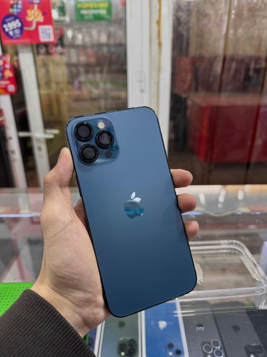 iPhone 12 Pro Max идеяльный