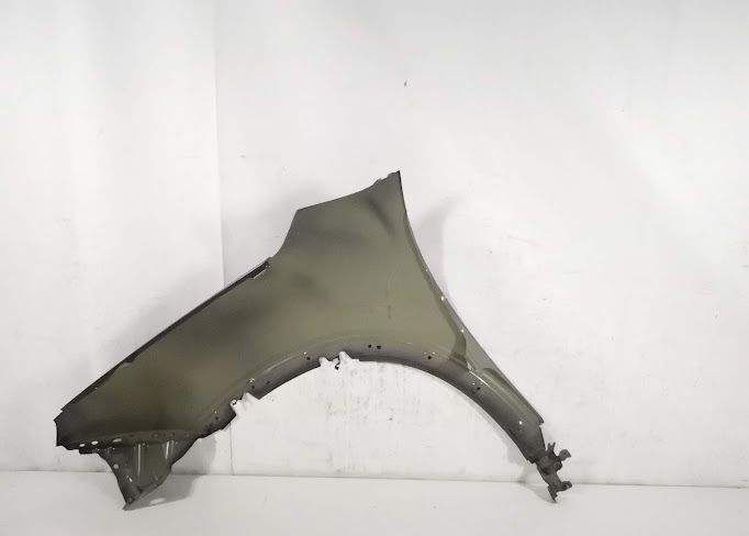 Оригинален десен калник / Originalen desен kalnik Citroen C5 Оригинале