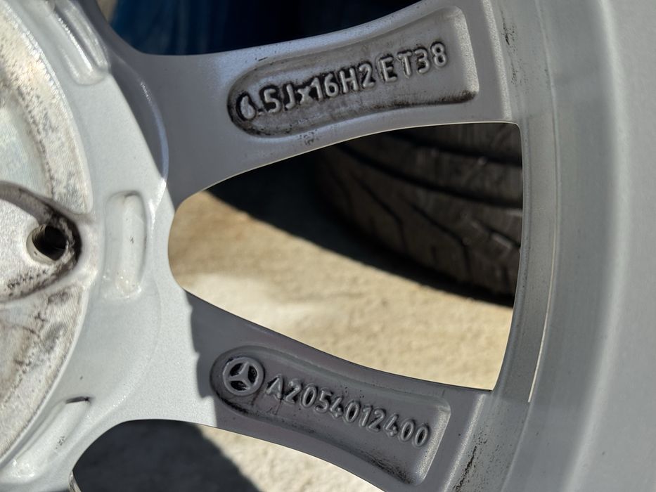 ОРИГИНАЛНИ джанти 16” Mercedes със ЗИМНИ гуми 205/60/16