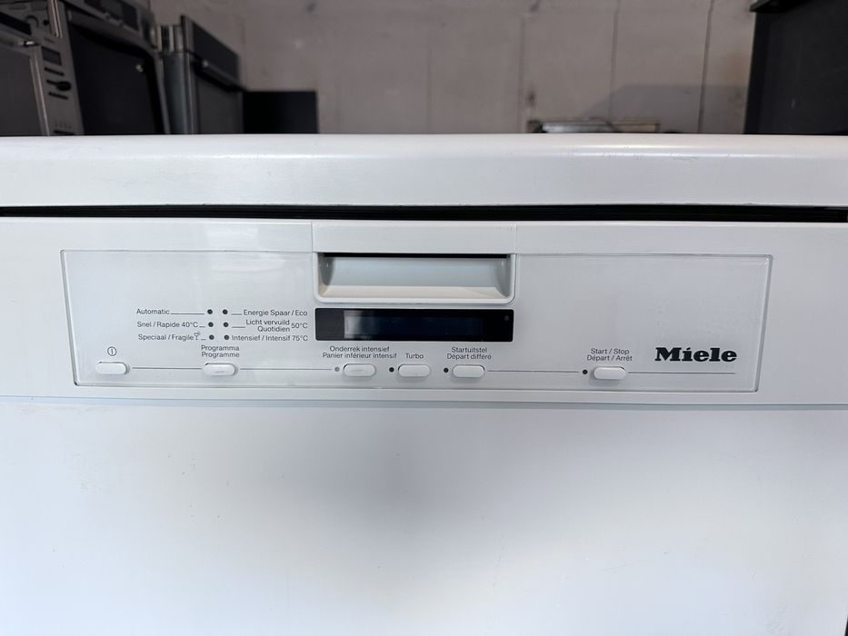 Съдомиялна +гаранция. MIELE свободно стояща 60см. Доставка за София
