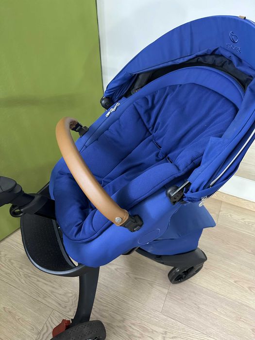 Stokke Xplory Royal Blue – детска количка с пълен комплект