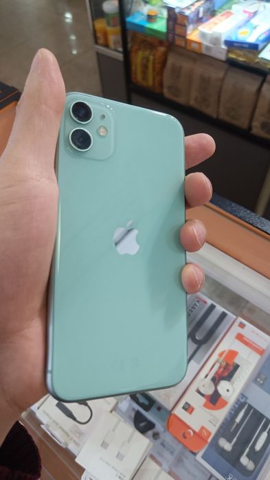 iPhone 11 березовый