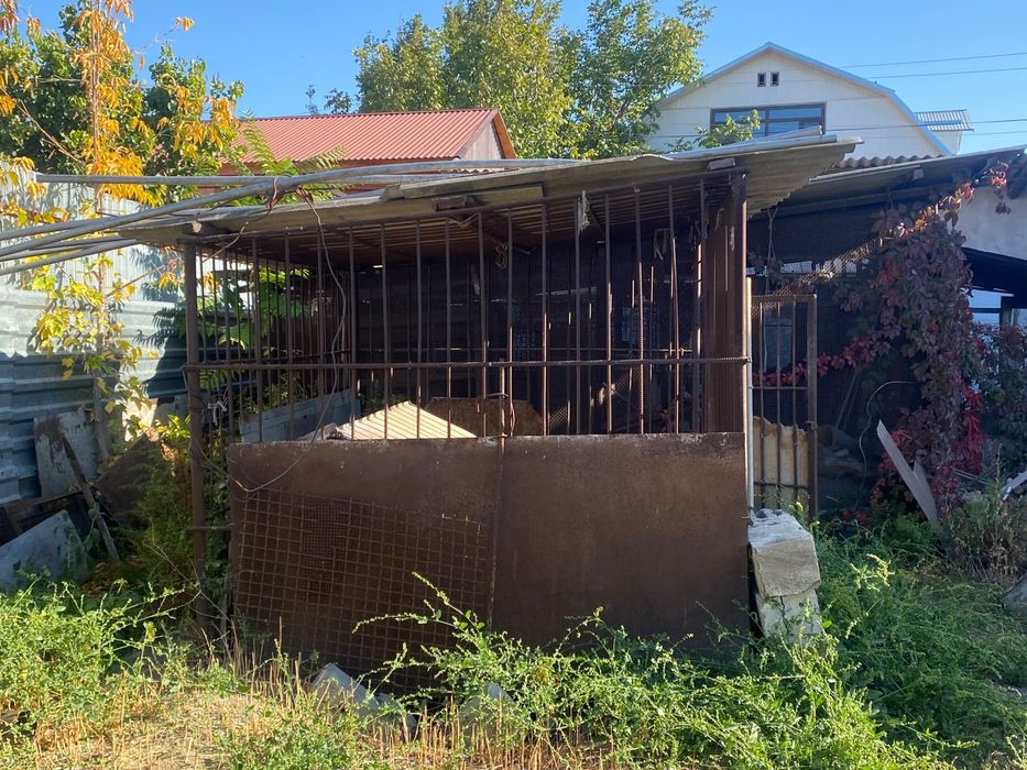 Продам Вальер большой
