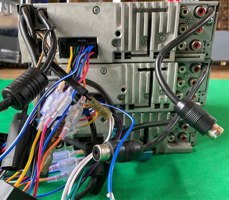 Cd playere auto Alpine old school