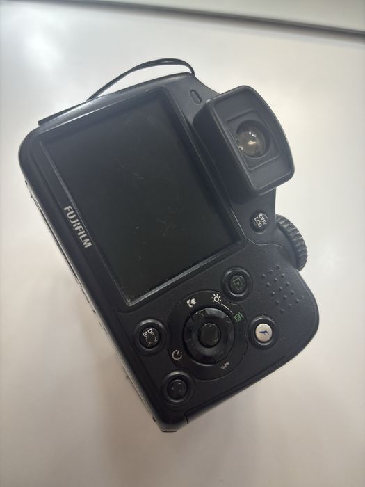 Camera Fujufilm s 5700