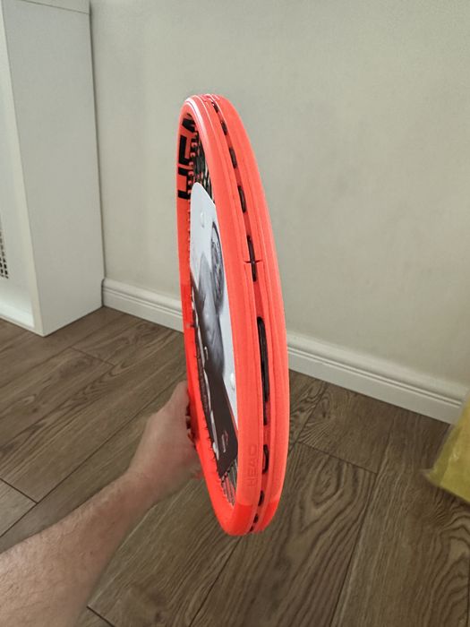 Racheta HEAD Radical Pro,cap 98,315 grame,noua!